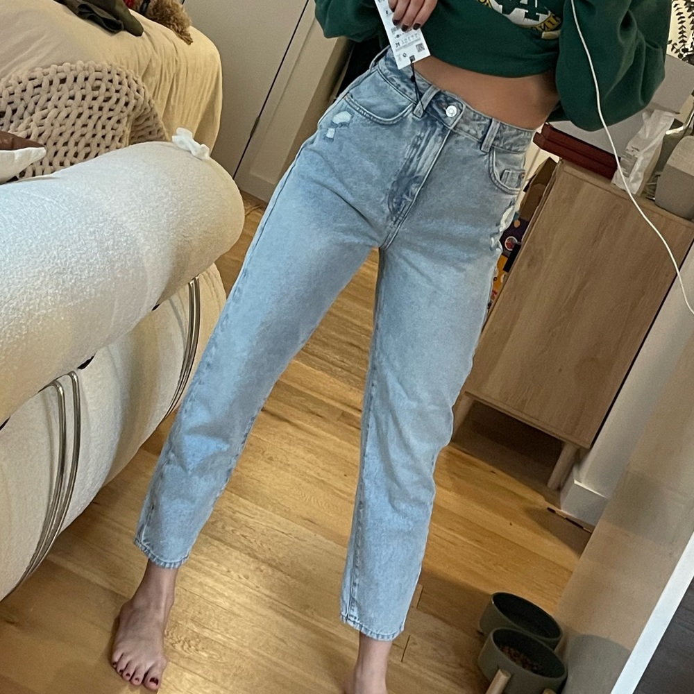 High Waisted Mom Jean